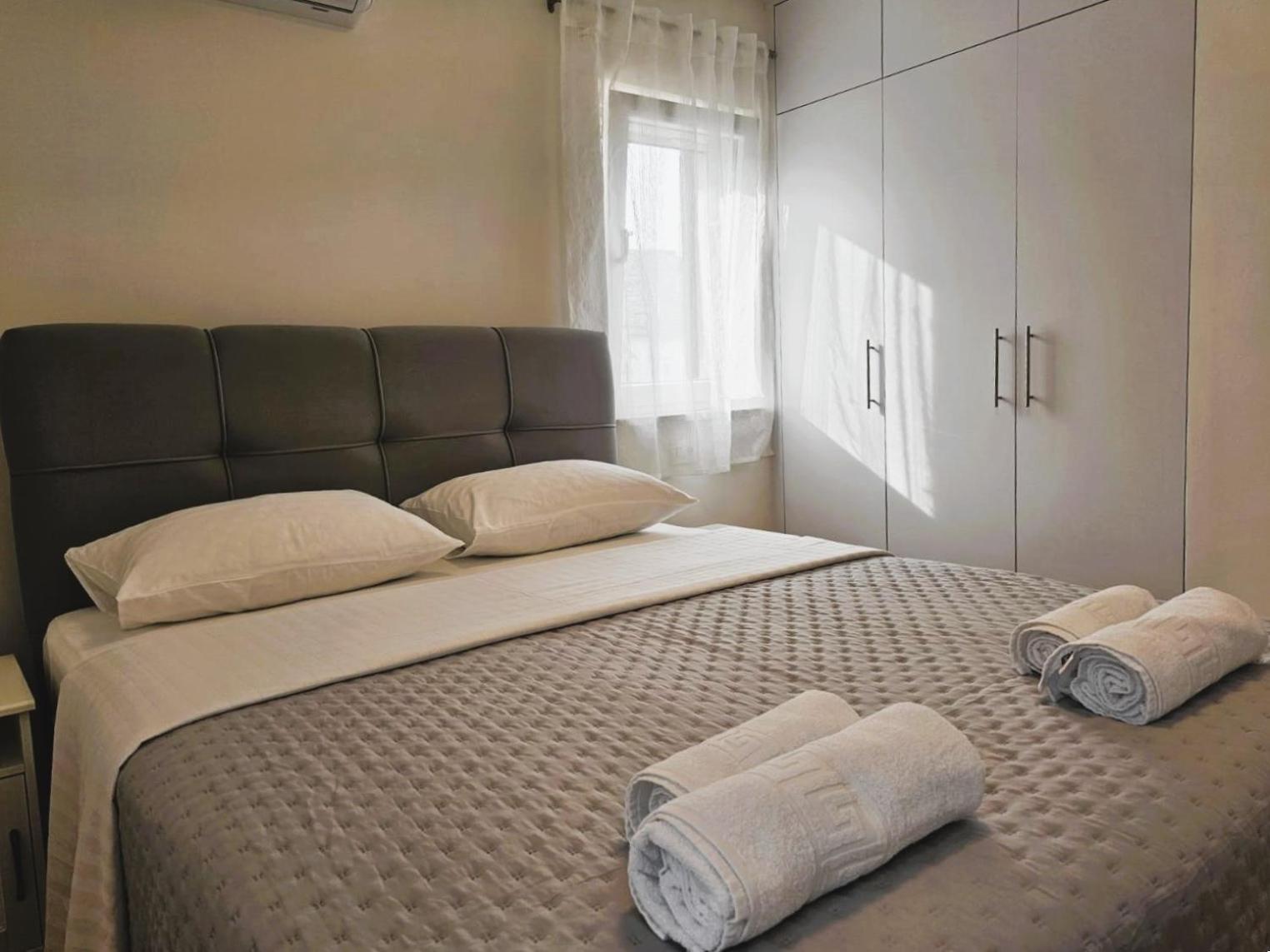 Apartments Miamare 2 Primosten Room photo