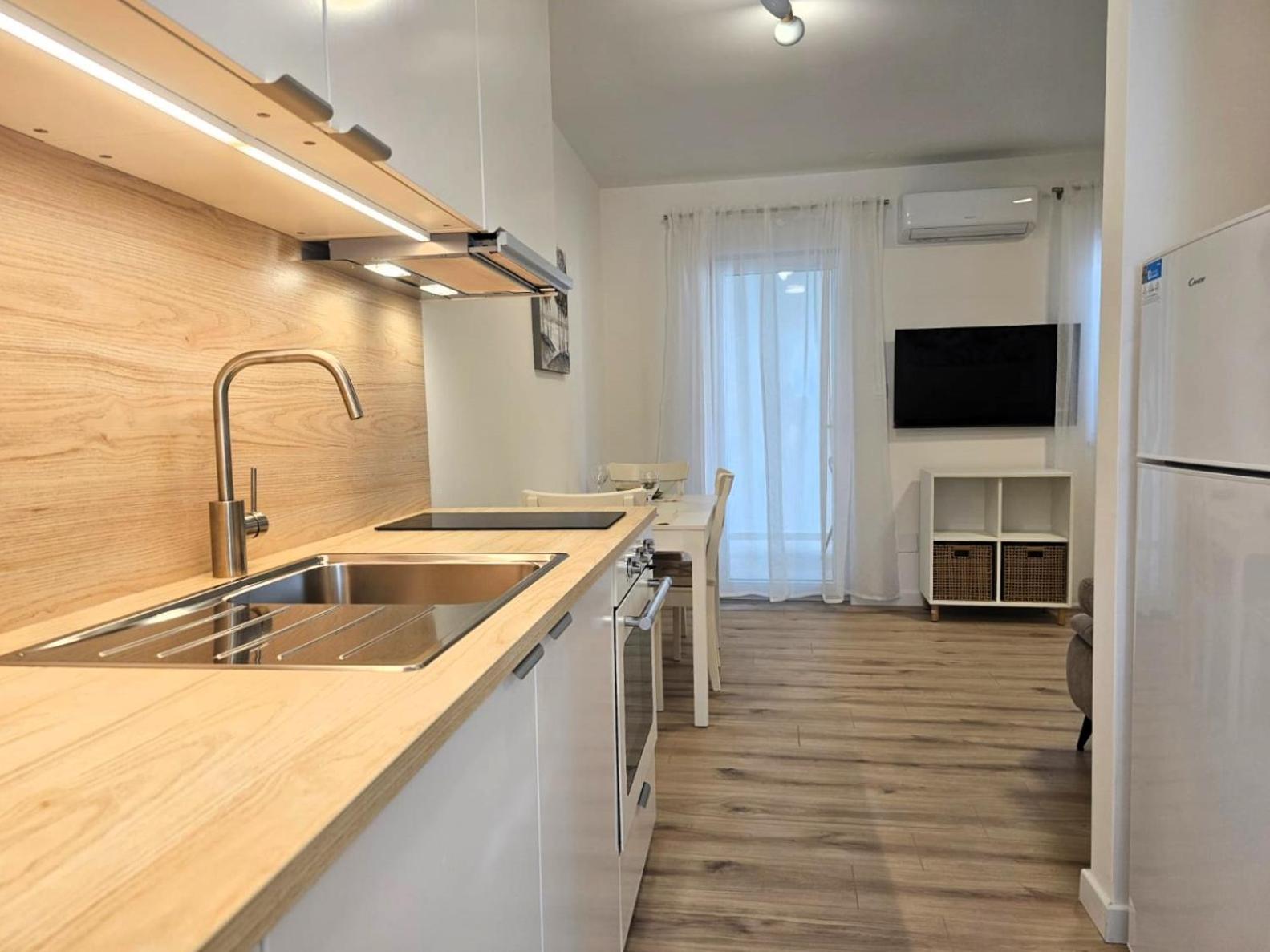 Apartments Miamare 2 Primosten Exterior photo