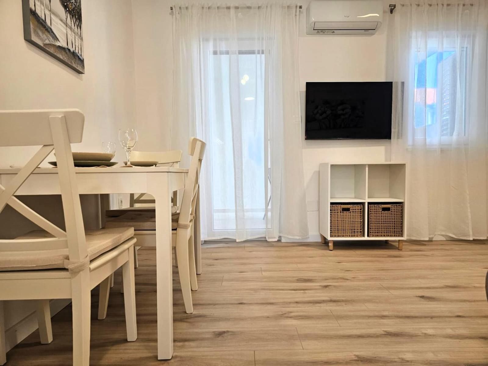 Apartments Miamare 2 Primosten Exterior photo
